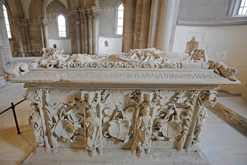 Sarcophagus of Otto the Great and his wife Edgitha, decorations, stone, interior view, stone carving, St Mauritius and St Katharina, Magdeburg Cathedral, Magdeburg Cathedral, Saxony-Anhalt, Germany