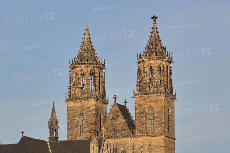 Gothic Cathedral of St Mauritius and St Katharina with twin towers, Magdeburg Cathedral, Magdeburg, Saxony-Anhalt, Germany
