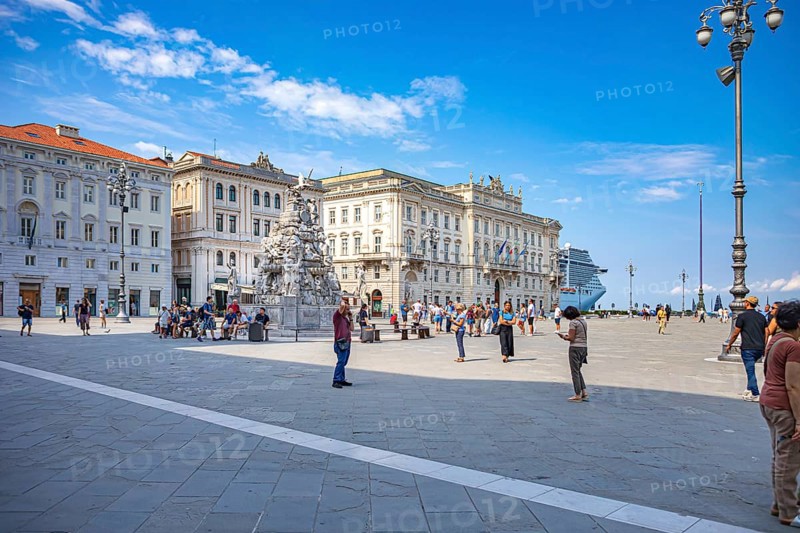 Piazza Unita dItalia in Trieste, Friuli-Venezia Giulia, Italy