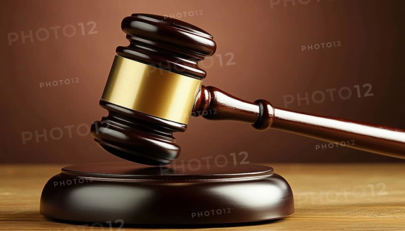A Small Wooden Hammer Used By Judges Or Auctioneers To Announce Decisions Or The End Of An Auction, Commonly Made Of Solid Wood, AI generated