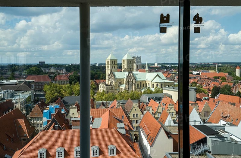 Aerial view, old town with St Paul's Cathedral and St Lambert's Catholic Church, Münster, North Rhine-Westphalia, Germany