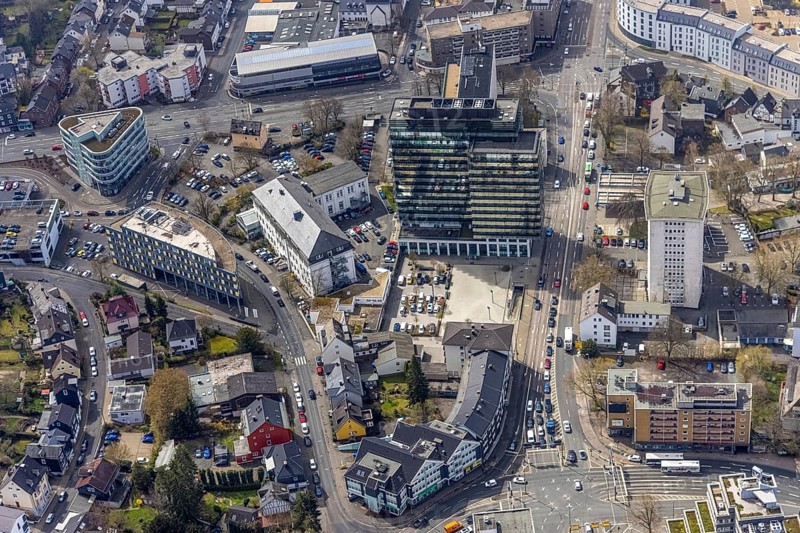 Aerial view, City with district hall, Kulturhaus LÃ¿z, residential and commercial property in Koblenzer Straße, Siegen-Kernband, Siegen, Siegerland, North Rhine-Westphalia, Germany, City, DE, Europe, city centre, aerial view, aerial photography, aerial photography, skyline, city centre, overview, bird's-eye view, overview