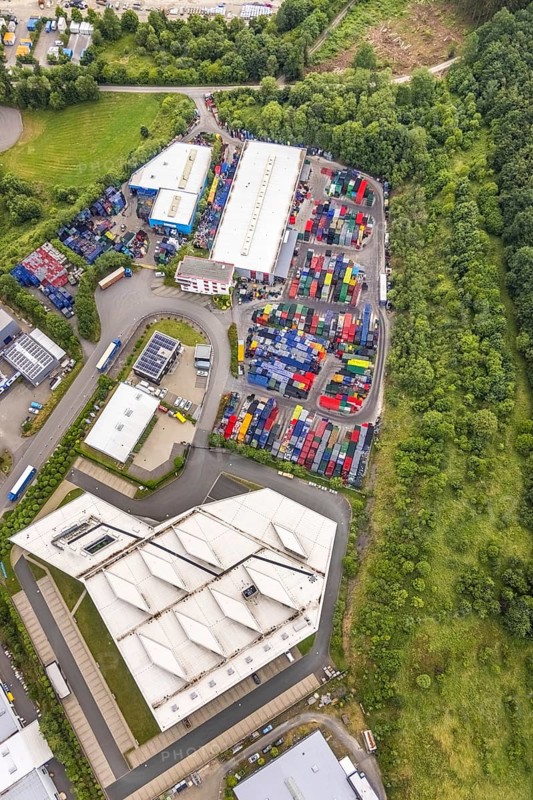 Aerial view, commercial area Hillmicker Straße, APS Wenden Drehmo GmbH, Gerhard Steinseifer Brauereibedarf, Zum Eichstruck, coloured beverage crates, Gerlingen, Wenden, Sauerland, North Rhine-Westphalia, Germany, DE, Europe, shapes and colours, commercial enterprises, commercial area, commercial park, commercial location, commercial use, industrial area, industrial building, industrial location, aerial photograph, aerial photography, aerial photography, overview, bird's eye view, birds-eyes view, overview