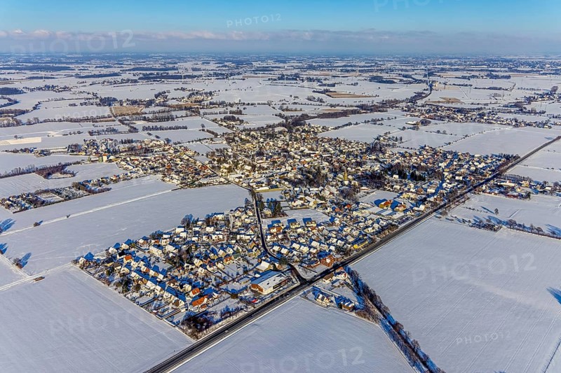 Aerial view, overview Westönnen, Westönner Bundesstraße - formerly Bundesstraße B1 downgraded to country road, winter, snow, Westönnen, Werl, Soester Börde, North Rhine-Westphalia, Germany, Soester, Börde, DE, Europe, birds-eyes, view, aerial view, aerial photography, aerial photography, overview, bird's eye view, Westönner, Bundesstraße