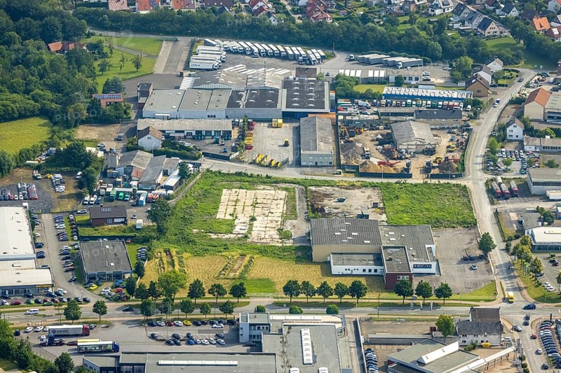 Aerial view, derelict land in Hammer Straße industrial estate, Kettler Outlet Neuwerk, Werl, Soester Börde, North Rhine-Westphalia, Germany, derelict land, DE, Europe, commercial enterprises, commercial area, industrial estate, business park, commercial location, commercial use, industrial estate, industrial building, industrial location, aerial view, aerial photography, aerial photography, overview, bird's-eye view, bird's-eye view, overview
