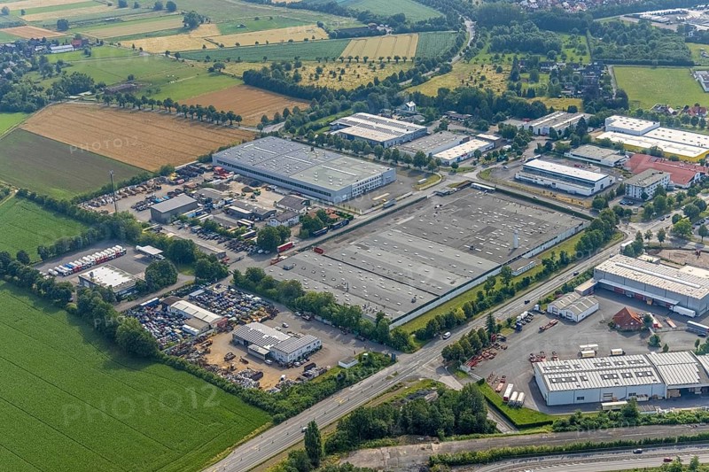 Aerial view, industrial estate Hammer Straße, Brelo Rohstoff Recycling, Kettler Werk Sönnern 1, Gebhardt-Stahl GmbH Werk 3, Budberg, Werl, Soester Börde, North Rhine-Westphalia, Germany, DE, Europe, commercial enterprises, commercial area, commercial park, commercial site, commercial use, industrial area, industrial building, industrial site, aerial view, aerial photography, aerial photography, scrap yard, overview, bird's eye view, birds-eyes view, overview