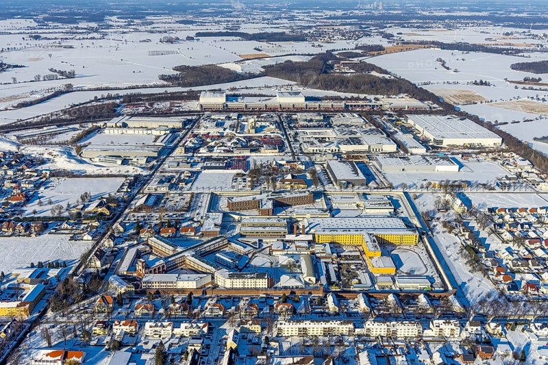 Aerial photo, Werl prison, Werl correctional facility, Werl correctional facility, industrial area, KonWerl commercial area, ATU warehouse, winter, snow, Werl, Soester Börde, North Rhine-Westphalia, Germany, Soester, Börde, DE, Europe, birds-eyes, view, aerial photo, aerial photography, aerial photography, overview, overview, bird's eye view, correctional facility, correctional facility, prison, law, justice, justice, penal system, industrial area, industry, manufacturing, production, trade, economy, commercial enterprise, trade