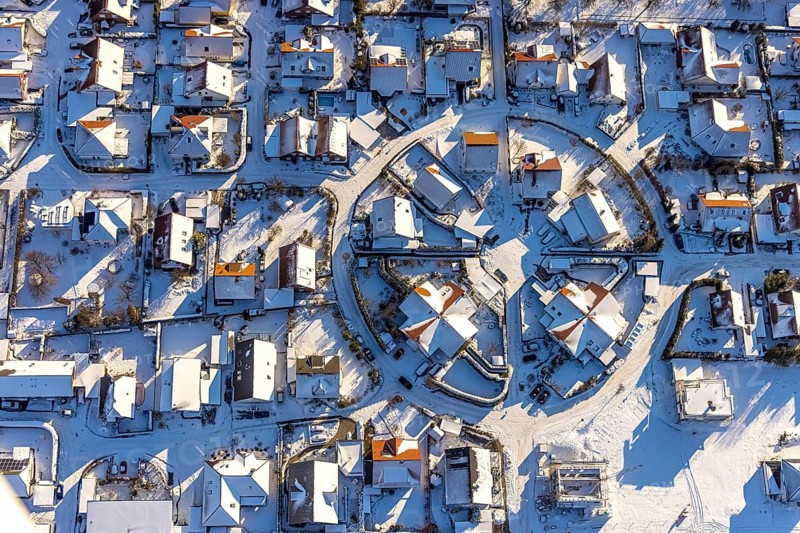 Aerial view, circular new development area Büderich, Vincenz-Frigger-Straße, winter, snow, Ostbüderich, Werl, Soester Börde, North Rhine-Westphalia, Germany, Soester, Börde, DE, Europe, birds-eyes, view, aerial photograph, aerial photography, aerial photography, overview, overview, bird's eye view, living, flat, houses, residential buildings, housing estate, settlement
