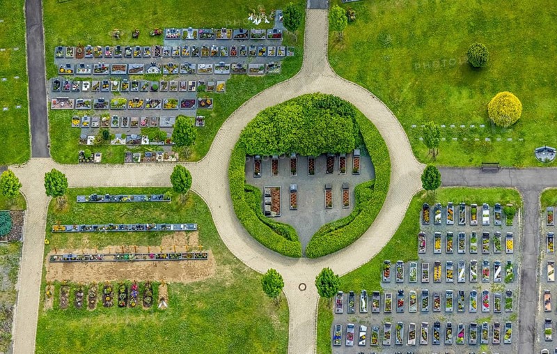 Aerial view, cemetery with circular route, parish of Wenden, Wenden, Sauerland, North Rhine-Westphalia, Germany, burial site, DE, Europe, shapes and colours, cemetery, memorial, place of worship, graves, burial ground, circular shape, aerial photograph, aerial photography, aerial photography, resting place, overview, bird's-eye view, overview