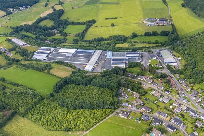Aerial photo, Muhr Metalltechnik, Altenhof, Wenden, Sauerland, North Rhine-Westphalia, Germany, DE, Europe, commercial enterprises, commercial area, commercial site, commercial use, industrial area, industrial site, aerial photograph, aerial photography, aerial photography, overview, bird's-eye view, bird's-eye view, overview