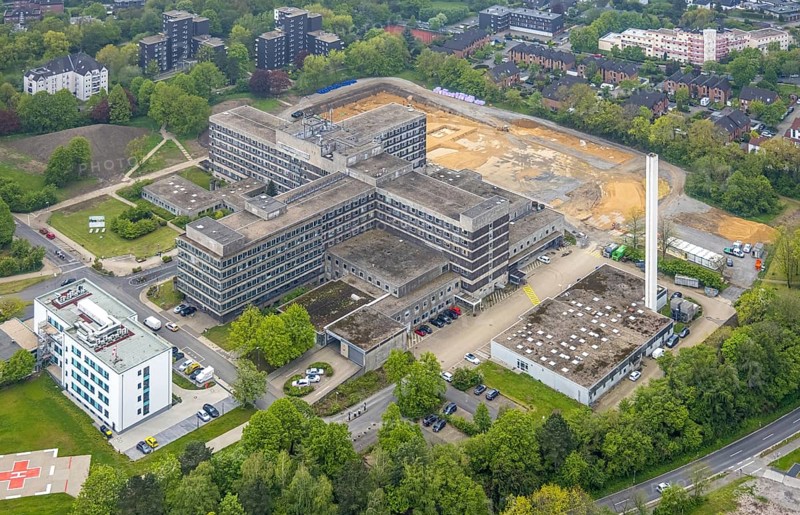Aerial view, construction site, new clinic building at Helios Klinikum Niederberg, Velbert, Ruhr area, North Rhine-Westphalia, Germany, construction work, construction area, construction site, building plots, construction project, construction site, DE, Europe, aerial view, aerial photography, aerial photography, new building, overview, bird's-eye view, overview