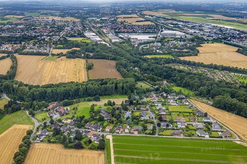 Aerial view, housing estate Massener Heide, Am Stuckenberg, Maßen, Unna, Ruhr area, North Rhine-Westphalia, Germany, DE, Europe, property tax, real estate, aerial view, aerial photography, aerial photography, overview, bird's eye view, housing estate, housing and living, residential area, residential buildings, housing quality, housing estate, birds-eyes view, overview