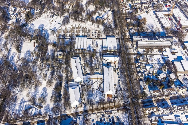 Aerial photo, Märkisches Berufskolleg, Königsborn, Unna, Ruhr area, North Rhine-Westphalia, Germany, education, educational institution, DE, Europe, college, teaching institute, aerial photography, aerial photography, aerial photography, snow, school, overview, bird's-eye view, winter, winter slump, winter landscape, birds-eyes view, overview