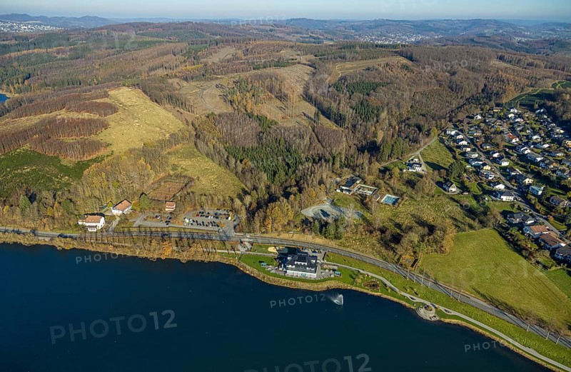 Aerial view, home harbour gastronomy on the lakeside promenade at Lake Sorpe and forest damage in the district of Amecke in Sundern, Sauerland, North Rhine-Westphalia, Germany, tree death, bark beetle damage, bark beetle plague, café, DE, Europe, spruce death, inn, restaurant, gastronomy, clear-cutting, aerial view, aerial photography, aerial photography, restaurant, Sorpe dam, reservoir, Sundern, dam, overview, bird's-eye view, forest, forest damage, forest damage, forest dieback, birds-eyes view, overview