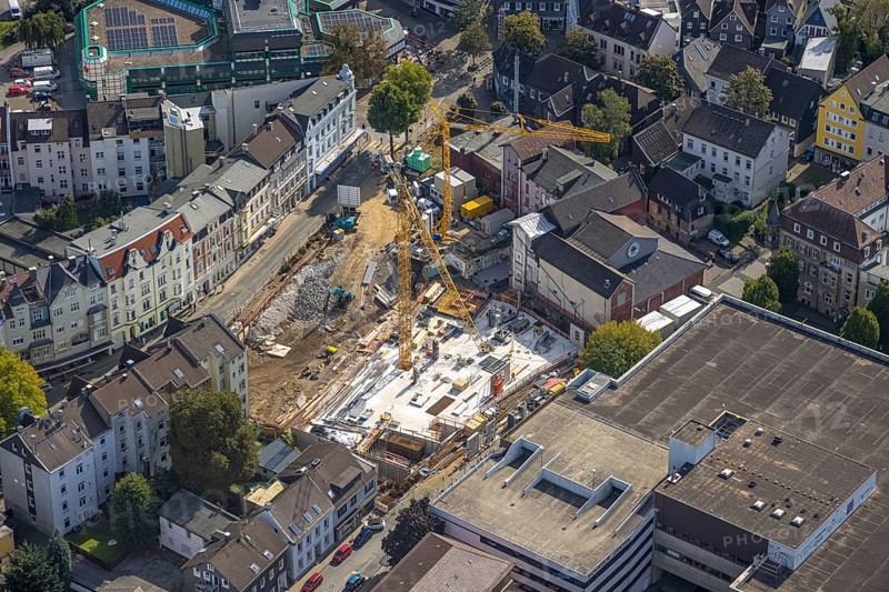 Aerial view, construction site and new building between Neumarkt and Schulstraße in Schwelm, Ruhr area, North Rhine-Westphalia, Germany, construction work, construction area, construction site, building plots, construction crane, construction project, construction site, DE, Europe, aerial view, aerial photography, aerial photography, new building, Schwelm, overview, bird's-eye view, overview