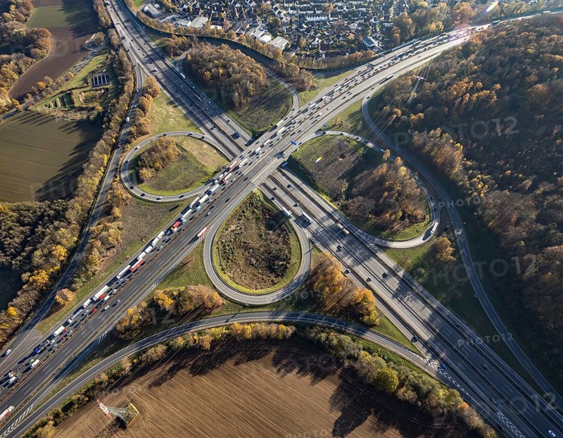 Aerial view, Westhofener Kreuz of the A1 motorway and A45 motorway in the Westhofen district of Schwerte, Ruhr area, North Rhine-Westphalia, Germany, motorway, motorway bridge, motorway junction, DE, Europe, shapes and colours, aerial view, aerial photography, aerial photography, Schwerte, traffic jam, road traffic, road traffic, overview, traffic volume, traffic jam, bird's eye view, birds-eyes view, overview