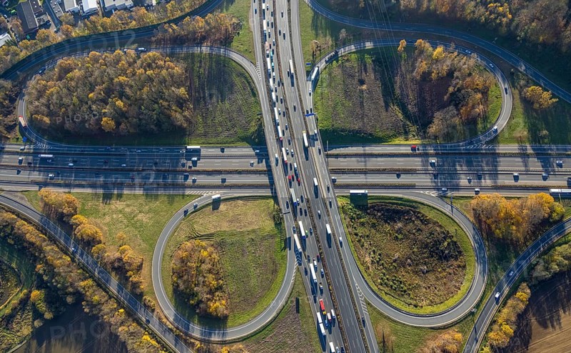 Aerial view, Westhofener Kreuz of the A1 motorway and A45 motorway in the Westhofen district of Schwerte, Ruhr area, North Rhine-Westphalia, Germany, motorway, motorway bridge, motorway junction, DE, Europe, shapes and colours, aerial view, aerial photography, aerial photography, Schwerte, traffic jam, road traffic, road traffic, overview, traffic volume, traffic jam, bird's eye view, birds-eyes view, overview