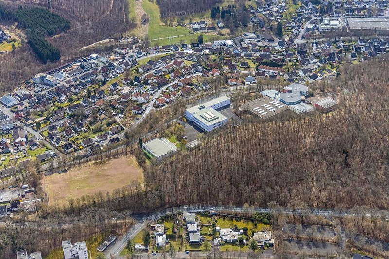 Aerial photo, Realschule Am Schießberg und Geschwister-Scholl-Schule Gesamtschule Auf dem Schießberg, Geisweid-Wenscht, Siegen, Siegerland, North Rhine-Westphalia, Germany, education, educational institution, DE, Europe, comprehensive school, educational institute, aerial photo, aerial photography, aerial photography, secondary school, school, overview, bird's-eye view, overview