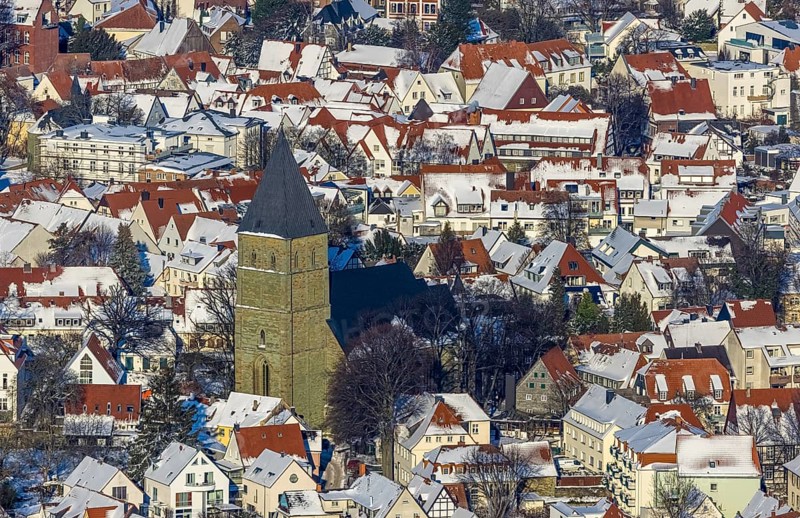 Aerial view, Protestant Church of St. Pauli, winter, snow, Soest, Soester Börde, North Rhine-Westphalia, Germany, Soester, Börde, DE, Europe, birds-eyes, view, aerial photography, aerial photography, aerial photography, overview, overview, bird's eye view, winter weather, winter onset, cold, church, religion, faith, worship, mass