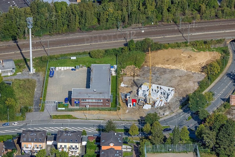 Aerial view, construction site Red Cross Am Ochsenkamp next to the Technical Relief Organisation Schwelm in Schwelm, Ruhr area, North Rhine-Westphalia, Germany, construction work, construction area, building site, building plots, construction project, construction site, DE, Europe, aerial view, aerial photography, aerial photography, new building, Schwelm, overview, bird's-eye view, overview