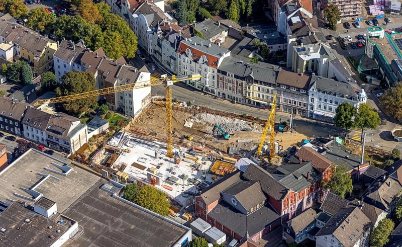 Aerial view, construction site and new building between Neumarkt and Schulstraße in Schwelm, Ruhr area, North Rhine-Westphalia, Germany, construction work, construction area, construction site, building plots, construction crane, construction project, construction site, DE, Europe, aerial view, aerial photography, aerial photography, new building, Schwelm, overview, bird's-eye view, overview