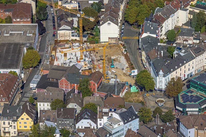 Aerial view, construction site and new building between Neumarkt and Schulstraße in Schwelm, Ruhr area, North Rhine-Westphalia, Germany, construction work, construction area, construction site, building plots, construction crane, construction project, construction site, DE, Europe, aerial view, aerial photography, aerial photography, new building, Schwelm, overview, bird's-eye view, overview