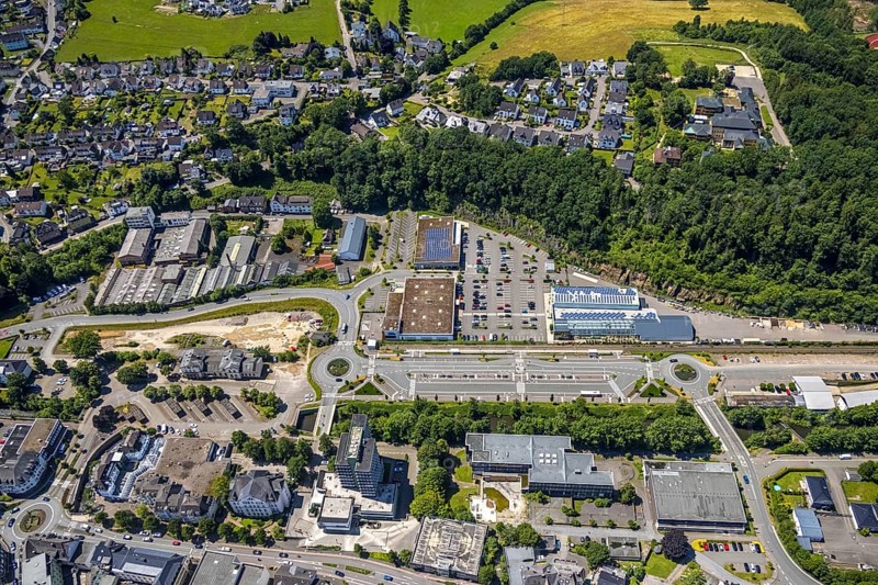 Aerial view, city centre, town hall and city archive, Olpe railway and bus station, car park Alter Bahnhof, Olpe city, Olpe, Sauerland, North Rhine-Westphalia, Germany, railway station, authority, bus station, DE, Deutsche Bahn AG, Europe, main station, main station, roundabout, roundabout, aerial view, aerial photography, aerial photography, town hall, city archive, overview, bird's-eye view, bird's-eye view, overview