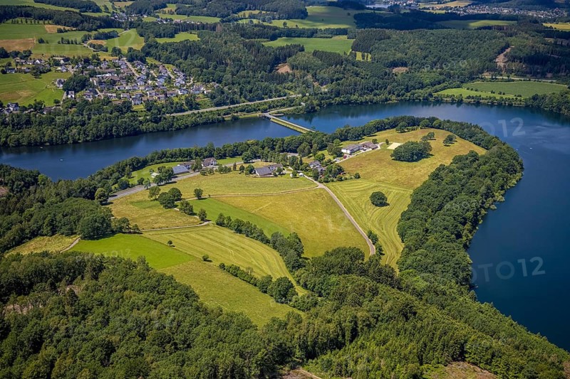 Aerial view, Biggesee, Stade headland, view of Eichhagen, Olpe, Sauerland, North Rhine-Westphalia, Germany, Biggetalsperre, DE, Europe, Hof Stade, hilly landscape, aerial view, aerial photography, aerial photography, nature park Ebbegebirge, lake, reservoir, overview, bird's-eye view, overview