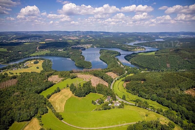 Aerial photo, Biggesee, Rhode, Olpe, Sauerland, North Rhine-Westphalia, Germany, Biggetalsperre, DE, Europe, Hof Stade, hilly landscape, aerial photography, aerial photography, aerial photography, nature park Ebbegebirge, lake, reservoir, overview, bird's-eye view, birds-eyes view, overview