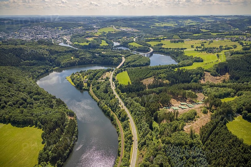 Aerial view, Biggesee, Obersee, bridge Landesstraße L512, bridge Bundesstraße B54, Olpe-Stadt, Olpe, Sauerland, North Rhine-Westphalia, Germany, Biggetalsperre, bridge, Bundesstraße B54, DE, Europe, hilly landscape, aerial view, aerial photography, aerial photography, nature park Ebbegebirge, lake, reservoir, overview, bird's eye view, forebay, birds-eyes view, overview