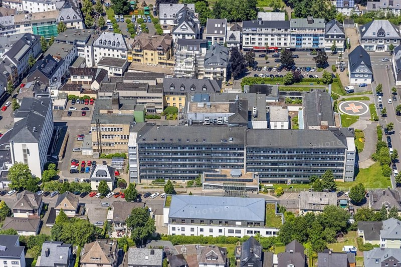 Aerial view, St. Martinus-Hospital, Olpe-Stadt, Olpe, Sauerland, North Rhine-Westphalia, Germany, DE, Europe, healthcare, hospital, heliport, clinic, hospital centre, hospital, aerial photograph, aerial photography, aerial photography, medical facility, medical aid, overview, bird's-eye view, overview, medical care