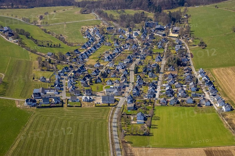 Aerial view, Hotel and Castle Gevelinghausen, St. Maria Magdalena Church, Gevelinghausen, Olsberg, Sauerland, North Rhine-Westphalia, Germany, place of worship, DE, Europe, gastronomy, religious community, place of worship, holy site, hotel, hotel facilities, hotel business, church, church community, denomination, aerial view, aerial photography, aerial photography, religion, religious site, castle, castle Gevelinghausen, overview, bird's eye view, birds-eyes view, overview