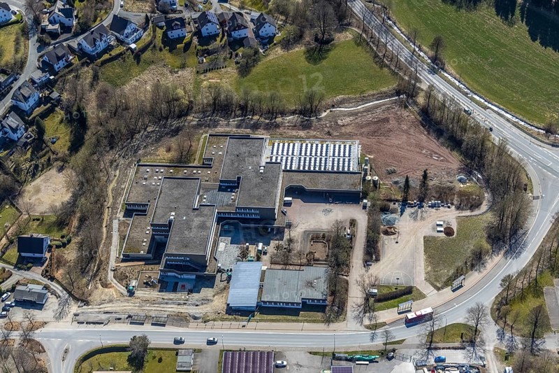 Aerial photo, Erich Kästner-Realschule, Fredeburg, Schmallenberg, Sauerland, North Rhine-Westphalia, Germany, education, educational institution, DE, EKR, Europe, teaching institute, Leißestraße, aerial photo, aerial photography, aerial photography, Realschule, school, overview, bird's-eye view, birds-eyes view, overview