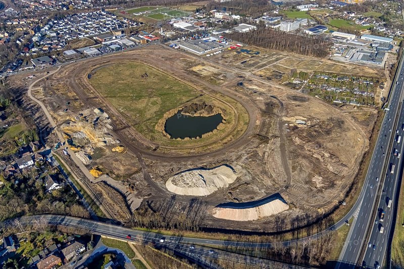 Aerial view, Former racecourse becomes a residential neighbourhood, Project Living by the lake at the trotting track, Hillerheide, Recklinghausen, Ruhr area, North Rhine-Westphalia, Germany, DE, Europe, birds-eyes view, aerial photography, aerial photography, overview, bird's eye view