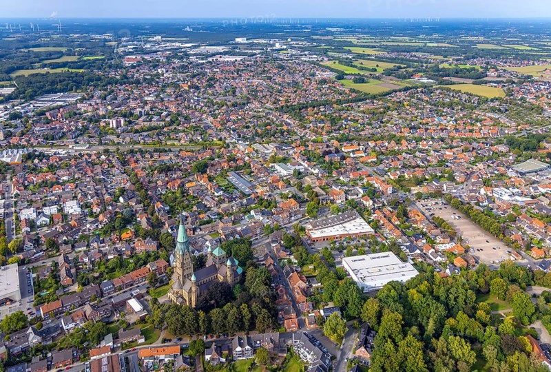 Aerial view, St. Anthony's Basilica Catholic Church in Rheine City in Rheine, Münsterland, North Rhine-Westphalia, Germany, place of worship, DE, Europe, religious community, place of worship, holy place, church, parish, denomination, aerial photograph, aerial photography, aerial photography, religion, religious site, Rheine, overview, bird's-eye view, birds-eyes view, neo-Romanesque church building, overview