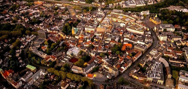 Aerial view, old town with Kaiserwall, Palais Vest shopping centre, town hall, catholic ProbsteiKirche St. Peter, city centre, Recklinghausen, Ruhr area, North Rhine-Westphalia, Germany, place of worship, authority, DE, twilight photography, shopping centre, shopping square, shopping mall, Europe, religious community, place of worship, holy place, church, parish, denomination, light pollution, aerial view, aerial photography, aerial photography, night, night photography, night flight, religion, religious site, shopping centre, overview, bird's eye view, illuminated streets, birds-eyes view, nightflight, overview