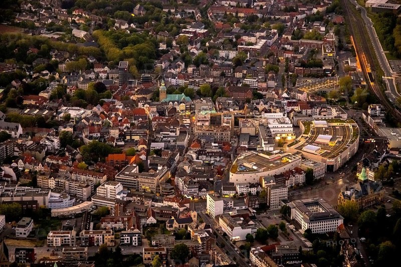 Aerial view, old town with Kaiserwall, Palais Vest shopping centre, catholic ProbsteiKirche St. Peter, city centre, Recklinghausen, Ruhr area, North Rhine-Westphalia, Germany, place of worship, DE, twilight photography, shopping centre, shopping square, shopping mall, Europe, religious community, place of worship, holy place, church, parish, denomination, light pollution, aerial photograph, aerial photography, night, night photography, night flight, religion, religious site, shopping centre, overview, bird's-eye view, illuminated streets, birds-eyes view, nightflight, overview