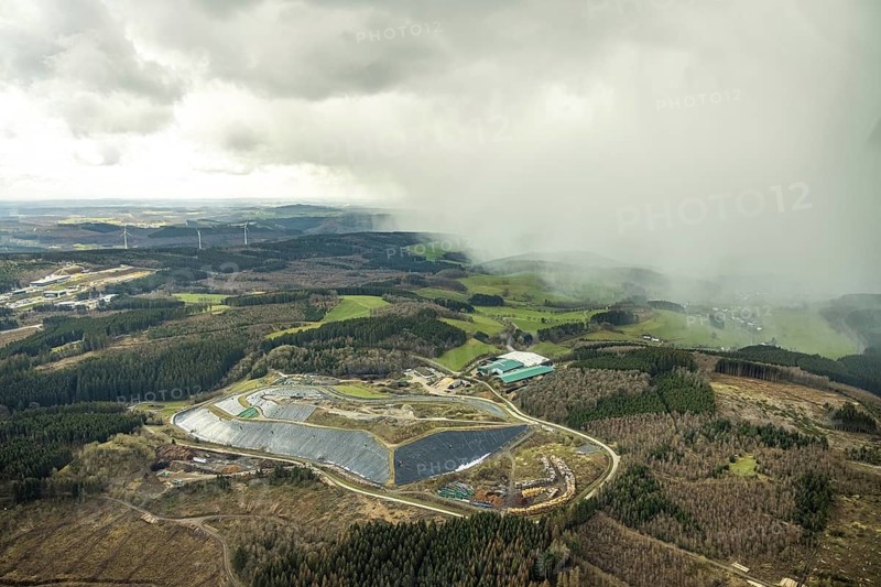 Aerial view, Olper Entsorgungszentrum GmbH, Oberveischede Unterneger, Olpe, Sauerland, Kreis Olpe, North Rhine-Westphalia, Germany, DE, Europe, composting plant Olpe, aerial view, aerial photography, aerial photography, recycling centre, overview, bird's-eye view, overview, landfill, landfill site