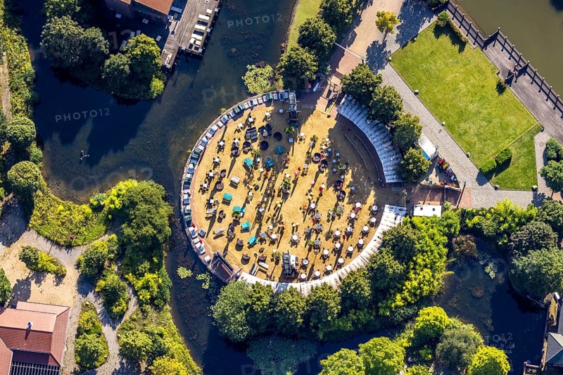 Aerial view, CentrO.Park with Beach Club and Corona distance rule in Centro Oberhausen in Borbeck, Oberhausen, Ruhr area, North Rhine-Westphalia, Germany, adventure park, distance rule, Centropark, Corona measures, Corona Virus, DE, Europe, hygiene measures, aerial view, aerial photography, aerial photography, overview, bird's-eye view, overview
