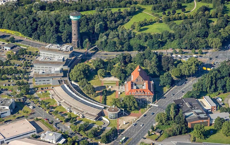 Aerial view, TZU Technology Centre for Environmental Protection Management and RWW Water Tower in Marlenviertel East, Oberhausen, Ruhr area, North Rhine-Westphalia, Germany, DE, monument protection, Europe, commercial enterprises, commercial area, commercial park, commercial use, aerial view, aerial photography, aerial photography, tower, overview, bird's-eye view, water tower, factory restaurant / old TZU, birds-eyes view, overview