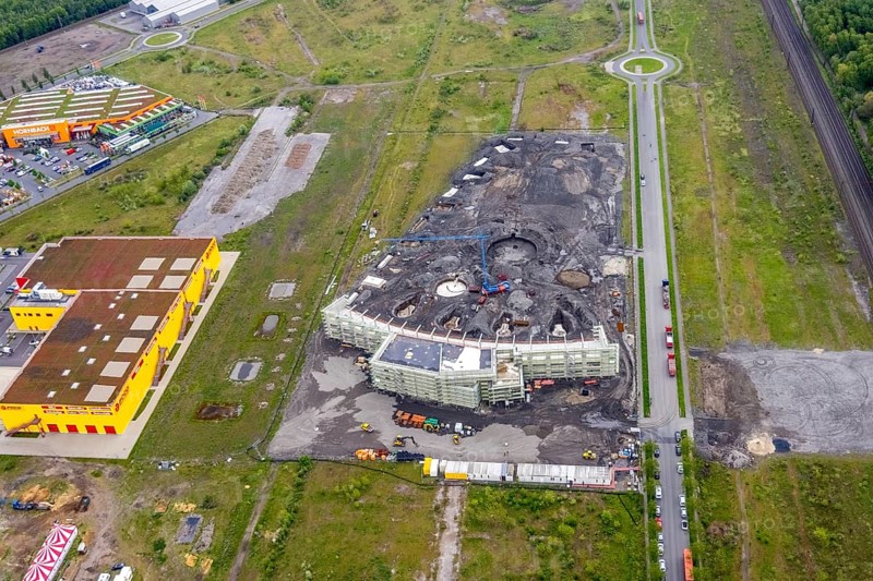 Aerial view, Centro Oberhausen, construction site Brammenring on the Centro site, Borbeck, Oberhausen, Ruhr area, North Rhine-Westphalia, Germany, construction work, construction area, construction site, building plots, construction project, construction site, DE, shopping centre, shopping mall, Europe, leisure centre, roundabout, roundabout, aerial view, aerial photography, aerial photography, new building, Neue Mitte, shopping centre, overview, bird's-eye view, overview