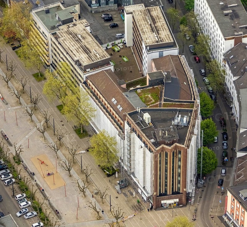 Aerial photograph, Bert-Brecht-Haus, city centre, Oberhausen, Ruhr area, North Rhine-Westphalia, Germany, construction work, construction area, construction project, construction site, DE, adult education facility, Europe, aerial photograph, aerial photography, aerial photography, Paul-Reusch-Straße, renovation, refurbishment, overview, cladding, bird's eye view, birds-eyes view, overview