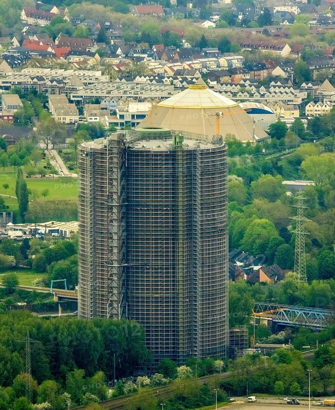 Aerial view, gasometer venue, Borbeck, Oberhausen, Ruhr area, North Rhine-Westphalia, Germany, exhibitions, DE, Europe, culture, art, aerial view, aerial photography, aerial photography, Neue Mitte, panoramic view, decommissioned gas holder, overview, events, venue, bird's-eye view, birds-eyes view, former gas holder, cultural use, overview