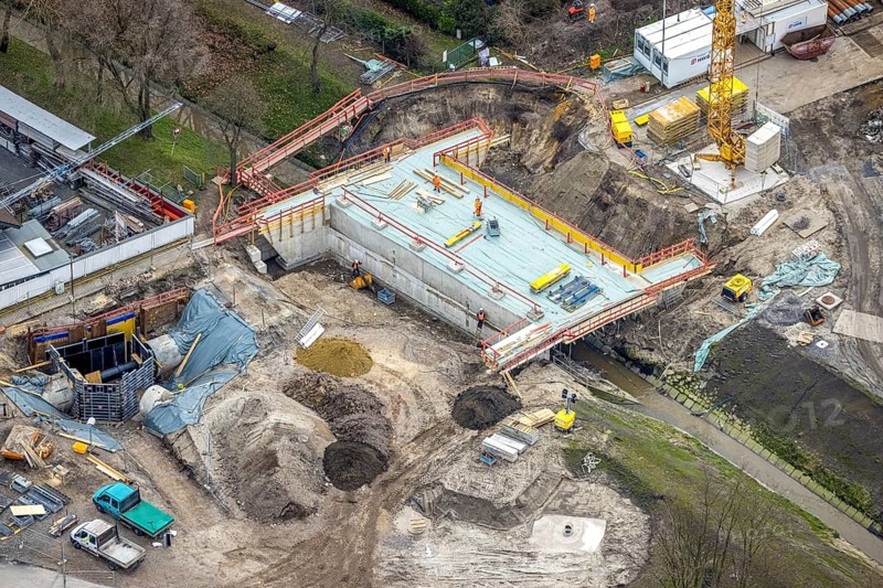 Aerial view, construction site bridge over the main canal at Erlenstraße, Schwarze Heide, Oberhausen, Ruhr area, North Rhine-Westphalia, Germany, construction work, construction area, construction site, building plots, construction project, construction site, bridge, DE, Europe, aerial view, aerial photography, aerial photography, new building, overview, bird's-eye view, overview