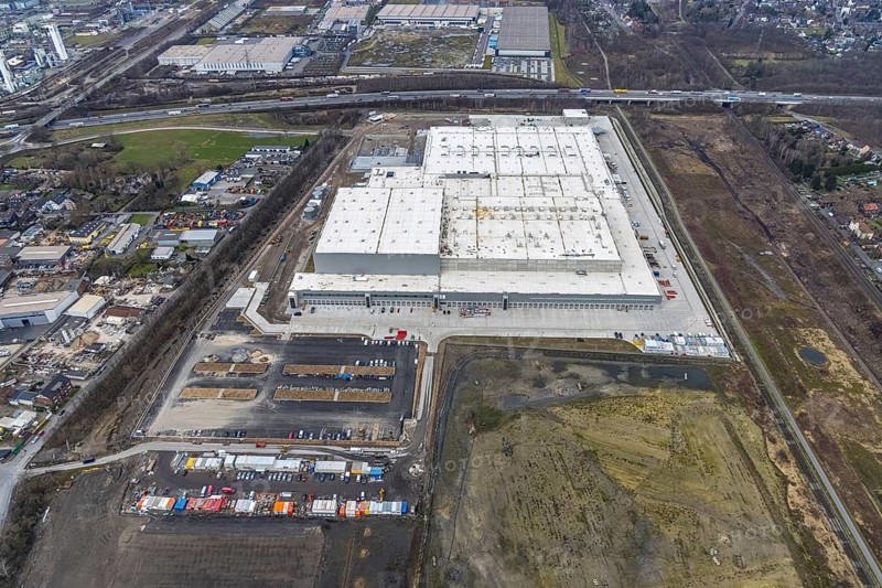 Aerial photo, Edeka central warehouse Oberhausen, Schwarze Heide, Oberhausen, Ruhr area, North Rhine-Westphalia, Germany, DE, Europe, freight transport, logistics, logistics service, logistics service provider, logistics centre, aerial photo, aerial photography, aerial photography, overview, bird's-eye view, Waldteichstraße, birds-eyes view, overview
