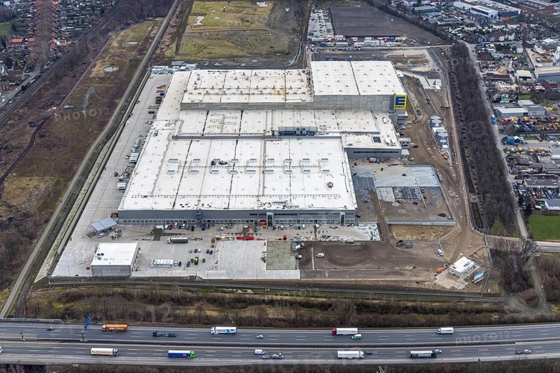 Aerial photo, Edeka central warehouse Oberhausen, Schwarze Heide, Oberhausen, Ruhr area, North Rhine-Westphalia, Germany, DE, Europe, freight transport, logistics, logistics service, logistics service provider, logistics centre, aerial photo, aerial photography, aerial photography, overview, bird's-eye view, Waldteichstraße, birds-eyes view, overview