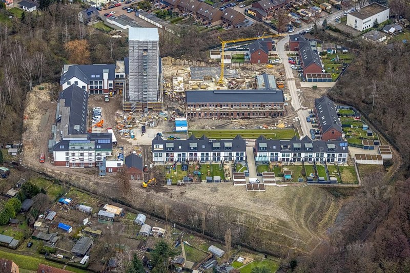 Aerial view, construction site, new development area, residential buildings Am Schacht IV, Kursana Domizil Oberhausen, Klosterhardt, Oberhausen, Ruhr area, North Rhine-Westphalia, Germany, retirement home, retirement home, old people's home, construction work, construction area, building site, building plots, construction crane, construction project, construction site, care and nursing, DE, Europe, property tax, real estate, aerial view, aerial photography, aerial photography, new building, care facility, retirement home, retirement residence, retirement home, retirement centre, tower, overview, bird's-eye view, residential complex, residential area, residential buildings, residential quality, residential quarter, housing estate, birds-eyes view, overview