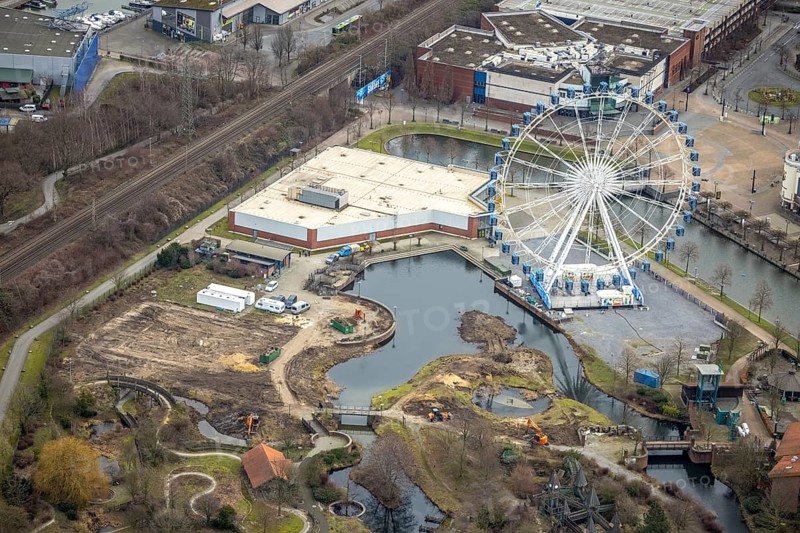 Aerial view, CentrO Oberhausen, CentrO Ferris wheel at the canal, LEGOLAND® Discovery Centre, Borbeck, Oberhausen, Ruhr area, North Rhine-Westphalia, Germany, DE, Europe, aerial view, aerial photography, aerial photography, overview, bird's-eye view, overview