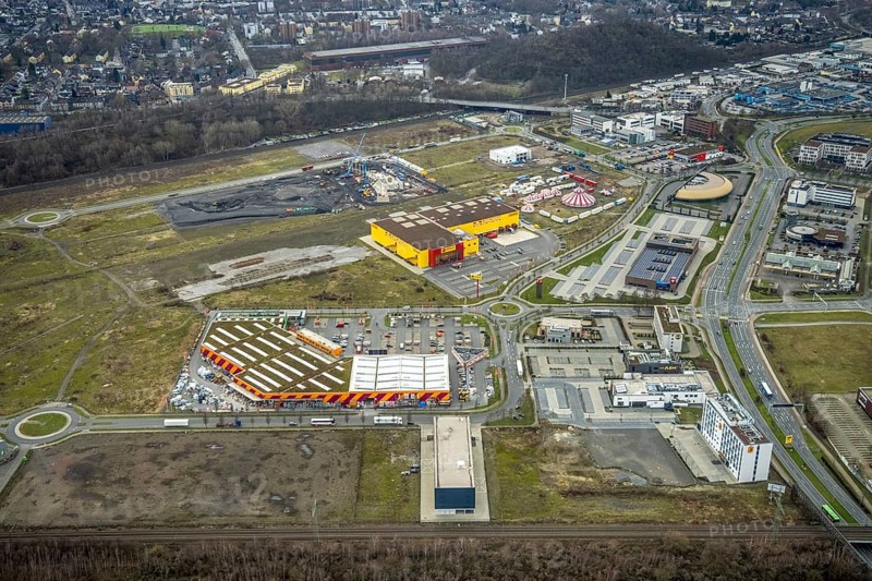 Aerial view, CentrO site, construction site Brammenring, Hornbach Baumarkt, Poco Einrichtungsmarkt, Borbeck, Oberhausen, Ruhr area, North Rhine-Westphalia, Germany, construction work, building, construction area, building site, building plots, construction project, construction site, DE, shopping, shopping centre, shopping markets, shopping square, shopping centre, Europe, aerial view, aerial photography, aerial photography, new building, shopping, shopping centre, overview, bird's eye view, bird's eye view, overview