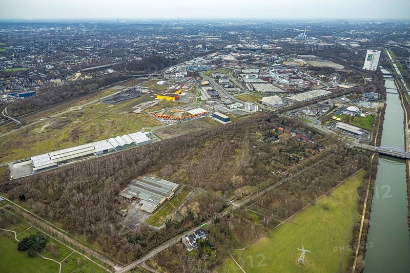 Aerial view, CentrO Oberhausen, covered gasometer, Borbeck, Oberhausen, Ruhr area, North Rhine-Westphalia, Germany, Bloomways, DE, shopping centre, shopping place, shopping mall, Europe, HBI Blumen-Großhändler, aerial view, aerial photography, aerial photography, shopping centre, overview, bird's eye view, birds-eyes view, overview